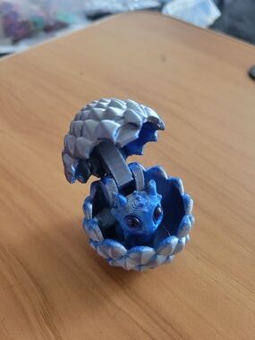 🖤NEW🖤 Blue Fantasy Hatchling Dragon With Egg